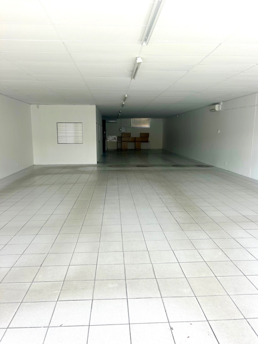 To Let commercial Property for Rent in Amandelrug Western Cape